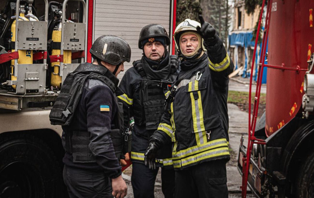 Росіяни вдарили дроном "Молнія" по навчальному закладу в Харкові