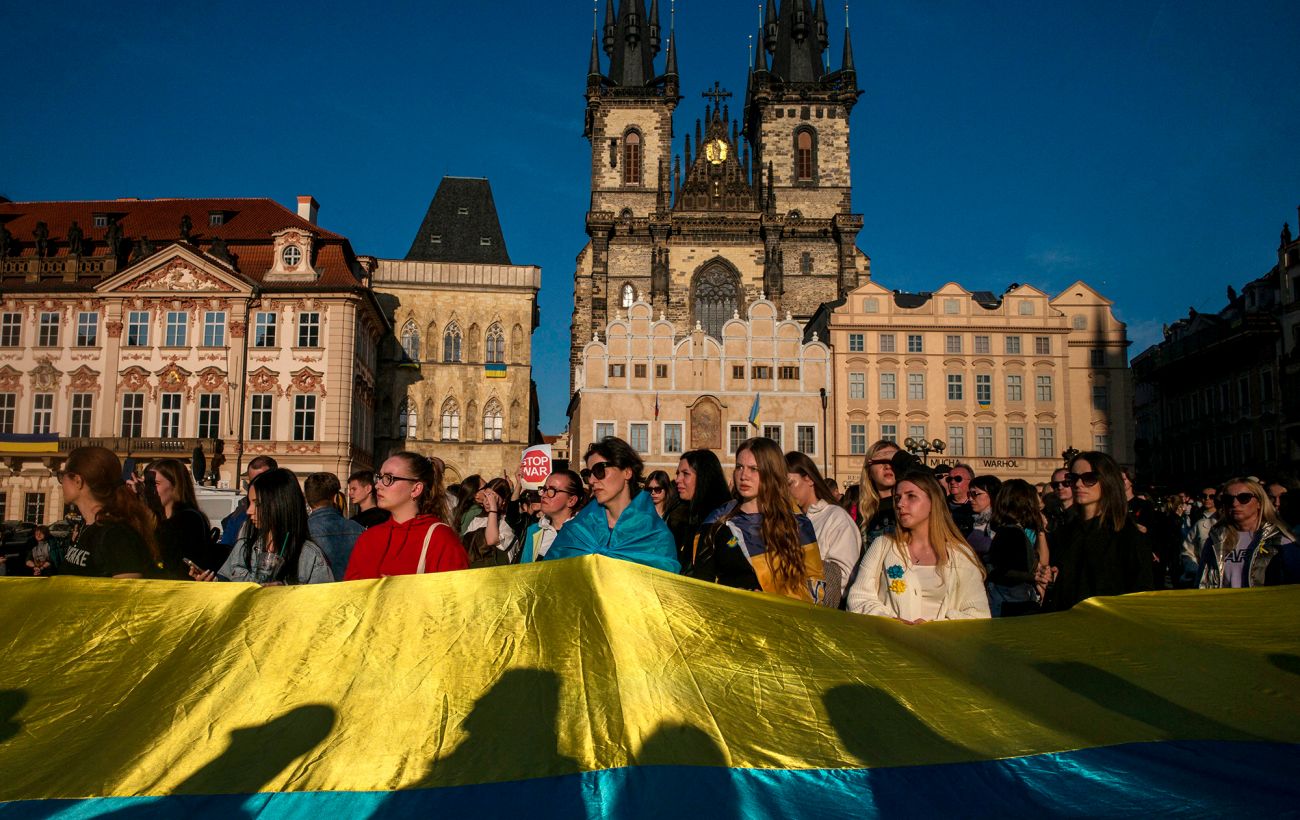 Лідер чеських популістів закликав переглянути дозвіл на проживання українців в Чехії