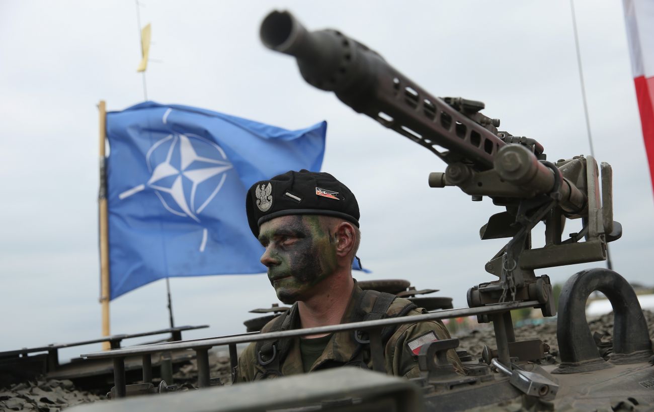 НАТО готує військову відповідь після вторгнення дронів РФ у Польщу, - Bloomberg
