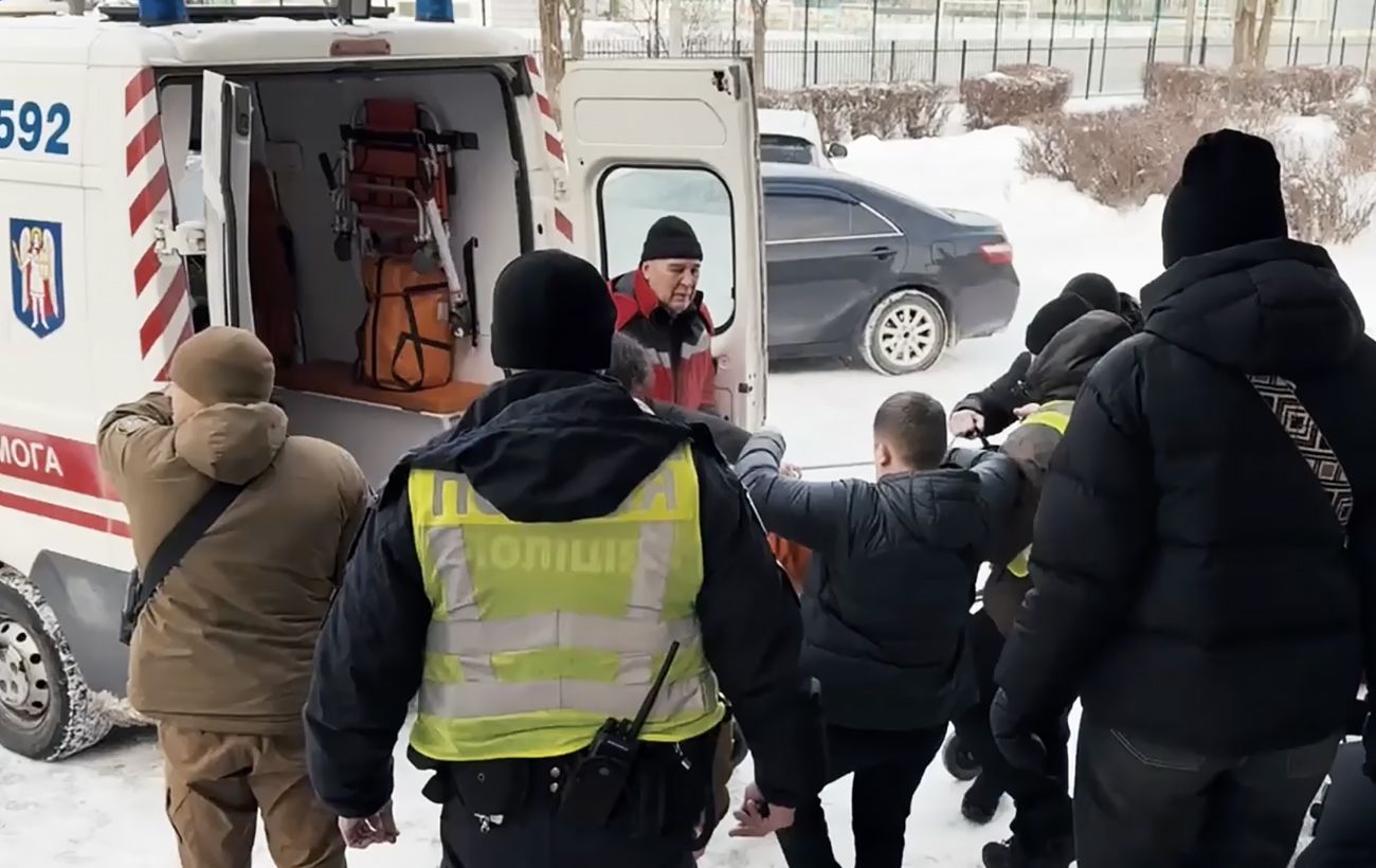 Напад з ножем у школі Києва: слідство перевіряє зв’язки нападника з РФ