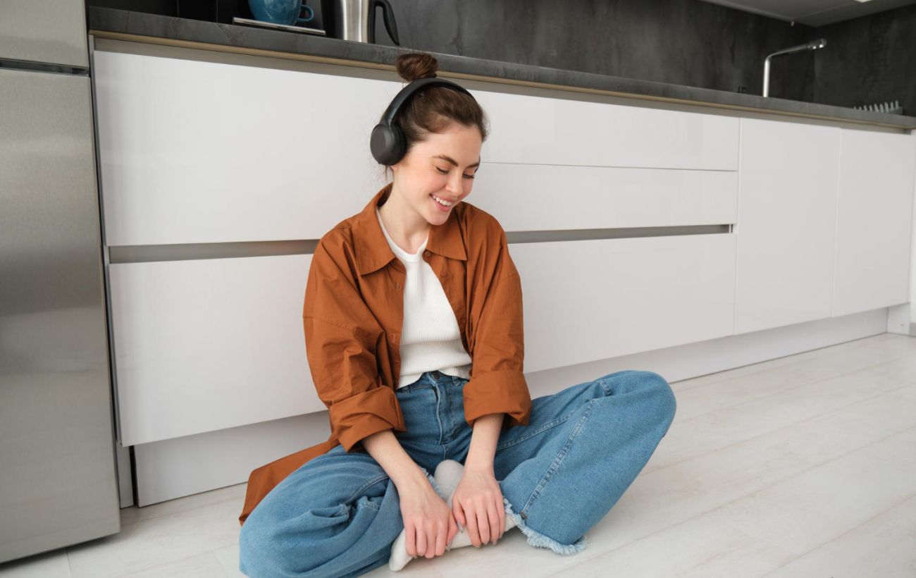 Не лише на стільці: ось яка поза сидіння має багато користі