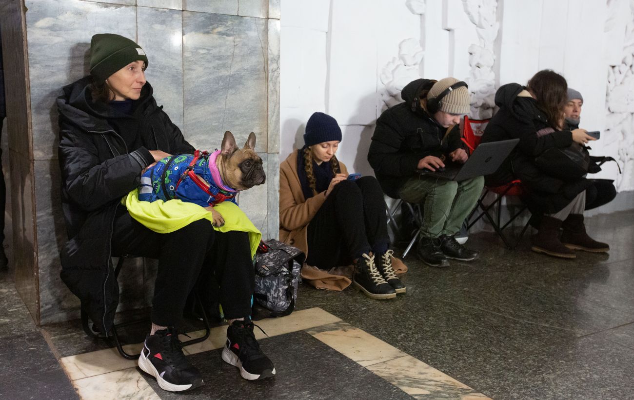 У Києві лунають вибухи, місто під атакою дронів